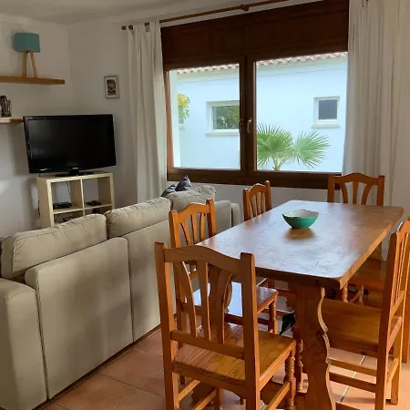 Holiday home Montserrat 1, Terrace & Pool Sant Marti d'Empuries